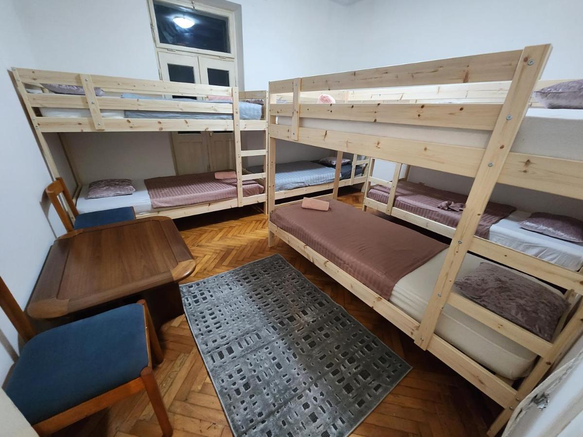 سبليت Hostel Queen Centar المظهر الخارجي الصورة